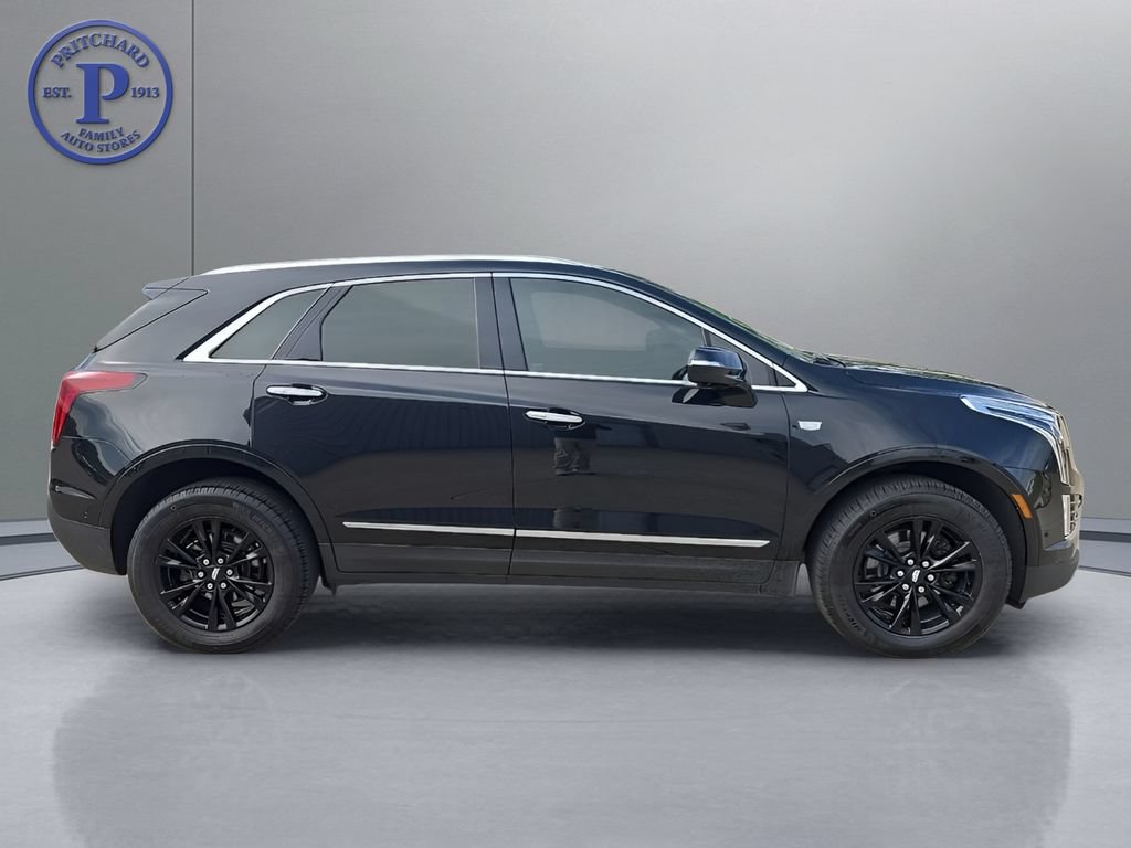 Used 2022 Cadillac XT5 Premium Luxury w/ Technology Package AWD/4WD image 8