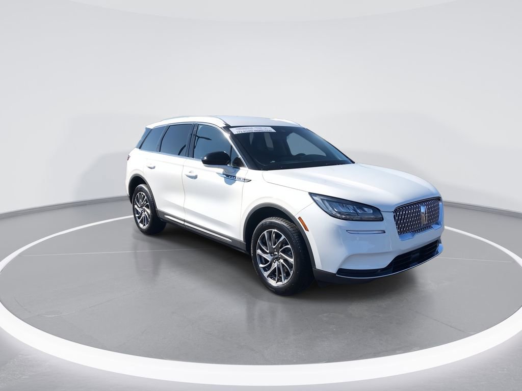 Used 2022 Lincoln Corsair AWD w/ Equipment Group 101A image 2