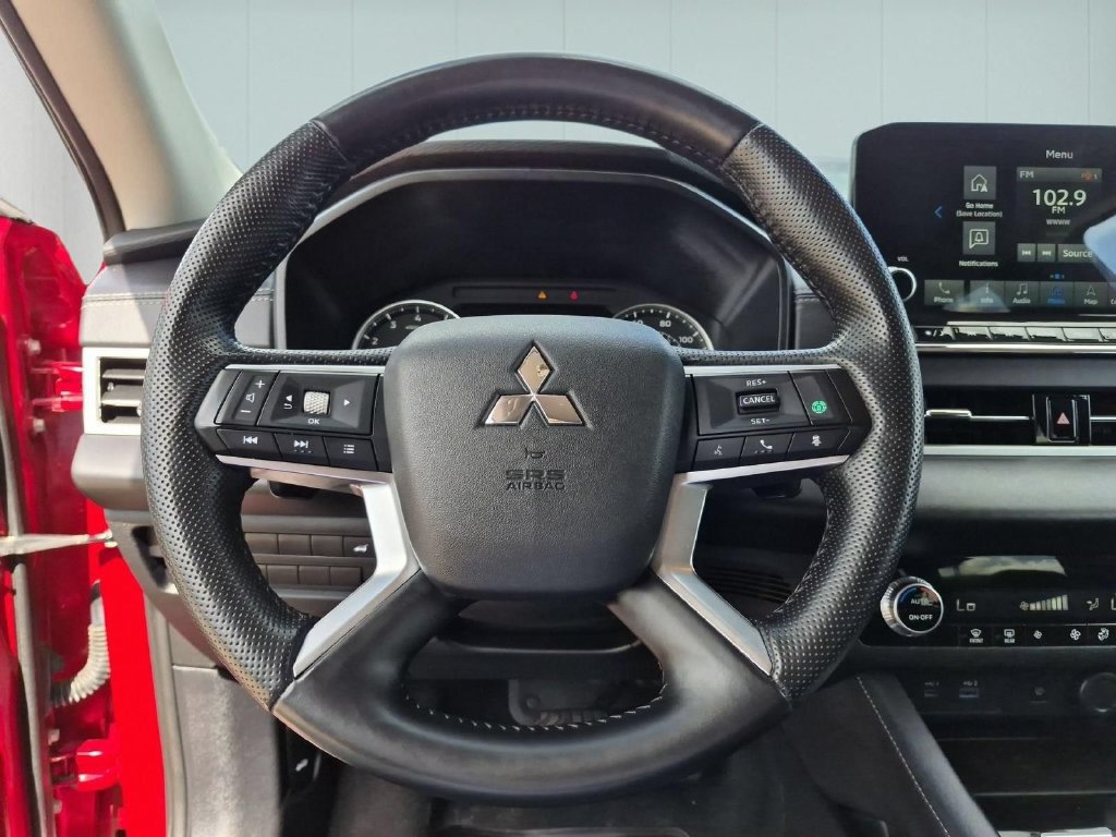 Used 2024 Mitsubishi Outlander SE FWD image 18