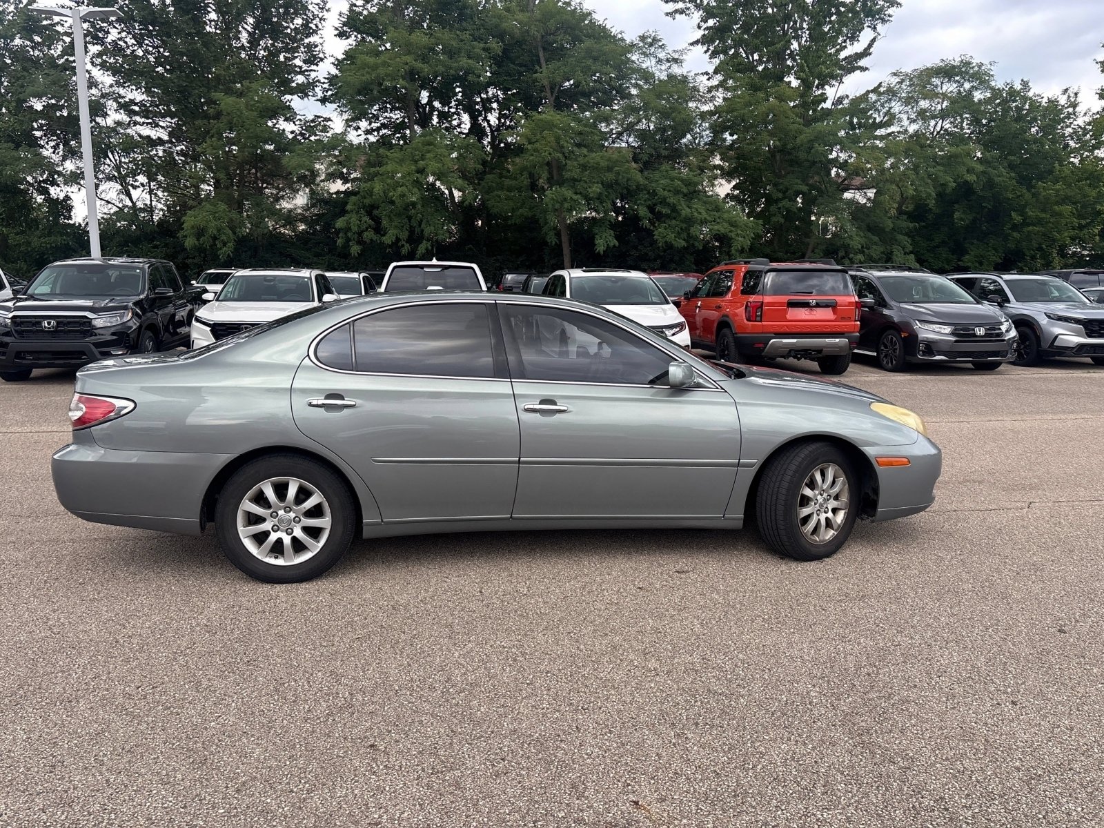 Used 2004 Lexus ES 330 FWD image 26