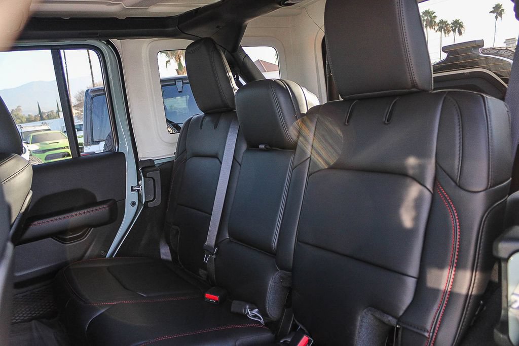New 2026 Jeep Wrangler Unlimited Rubicon AWD/4WD image 18