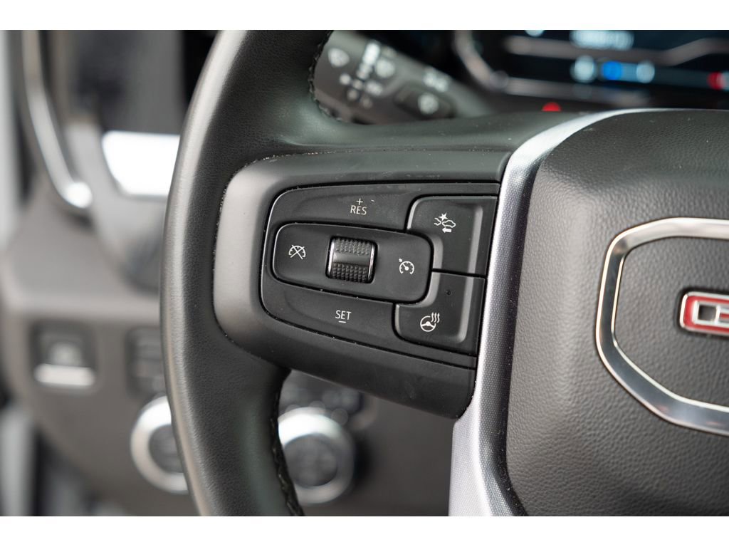 Certified 2025 GMC Sierra 1500 SLT image 16