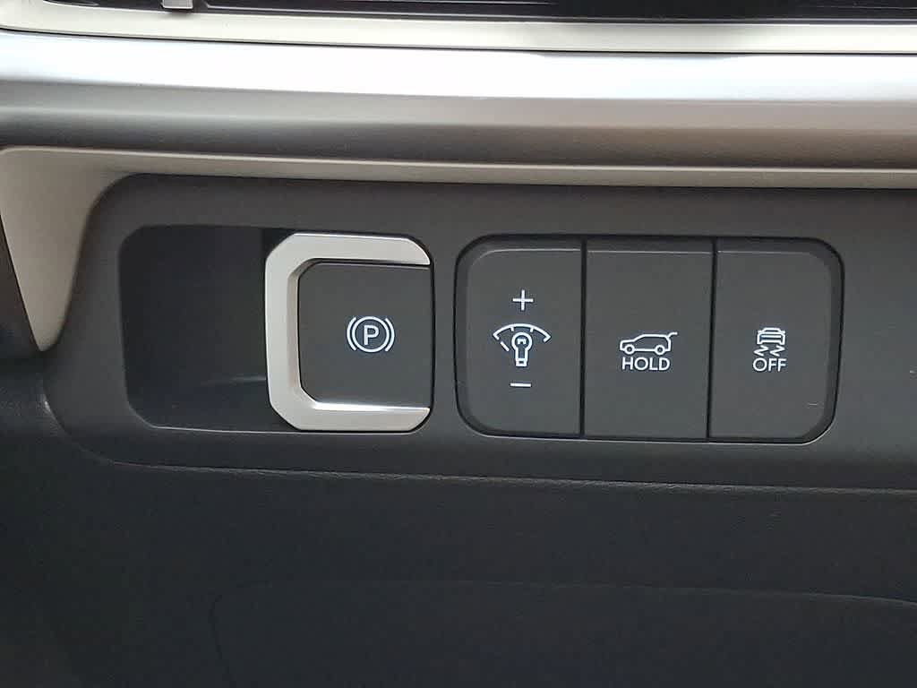 Used 2025 Hyundai Santa Fe SEL image 22