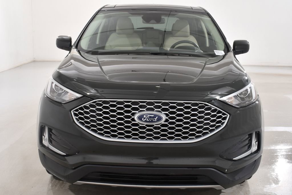Used 2024 Ford Edge SEL w/ Convenience Package AWD/4WD image 3