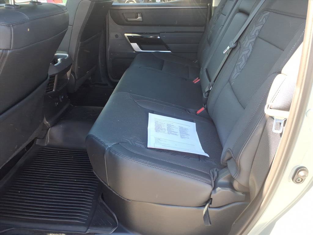 Used 2024 Toyota Tundra Limited AWD/4WD image 7