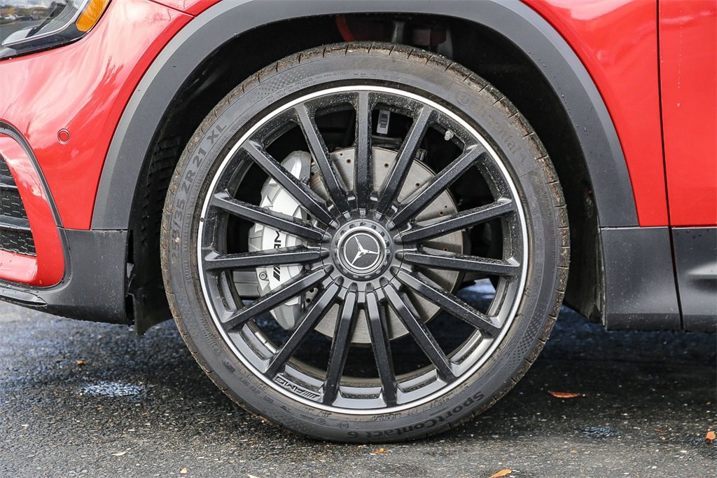 New 2025 Mercedes-Benz GLB 35 AMG 4MATIC image 12