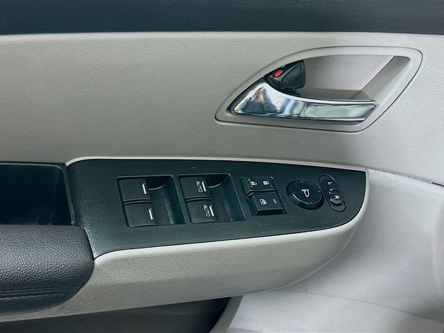 Used 2014 Honda Odyssey EX-L image 18
