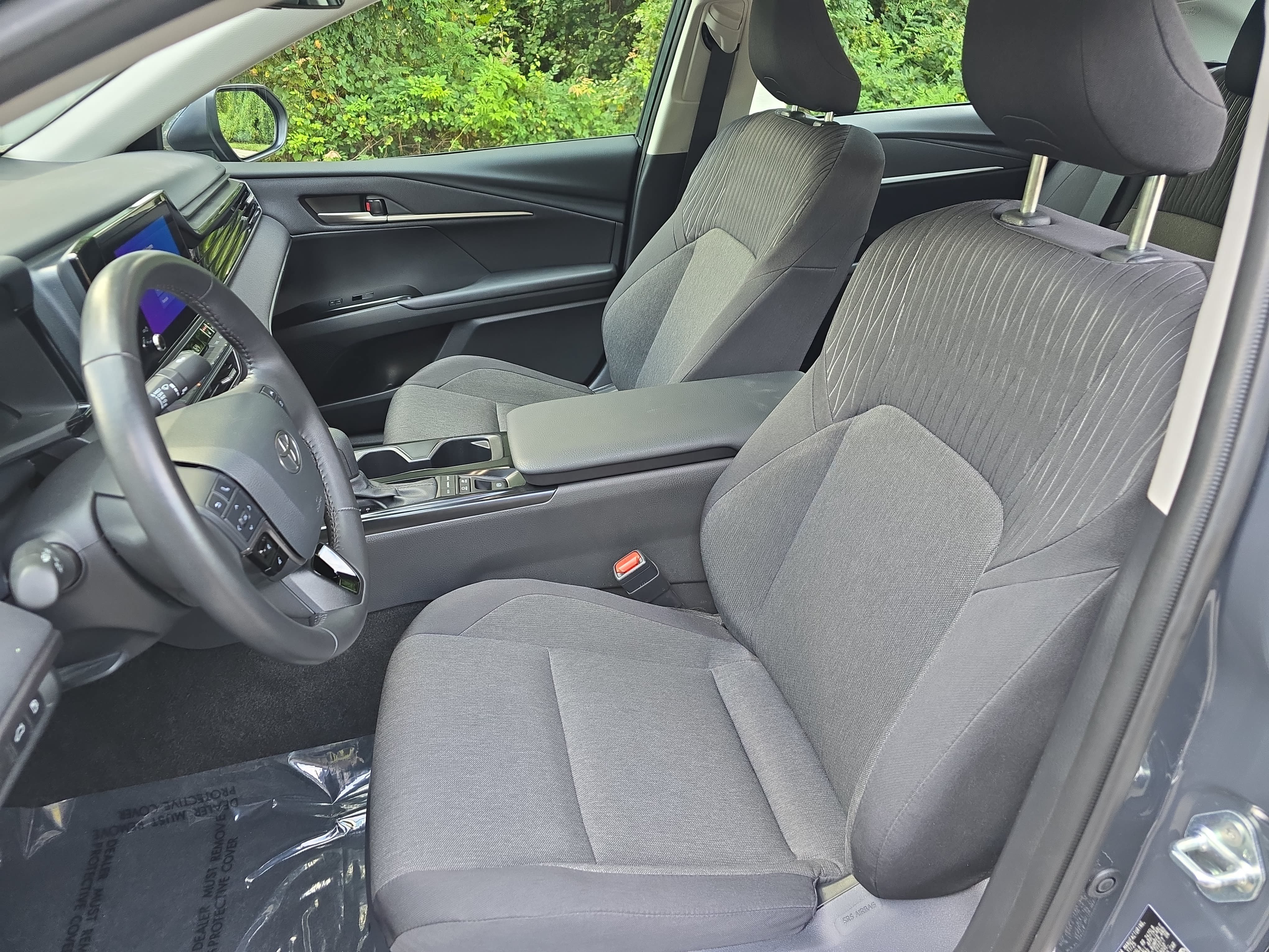 Used 2026 Toyota Camry LE w/ Convenience Package FWD image 15