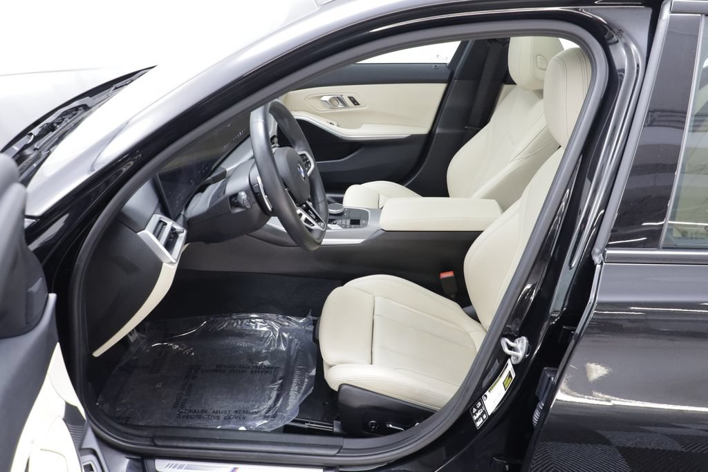 Used 2026 BMW 330i xDrive Sedan AWD/4WD image 6