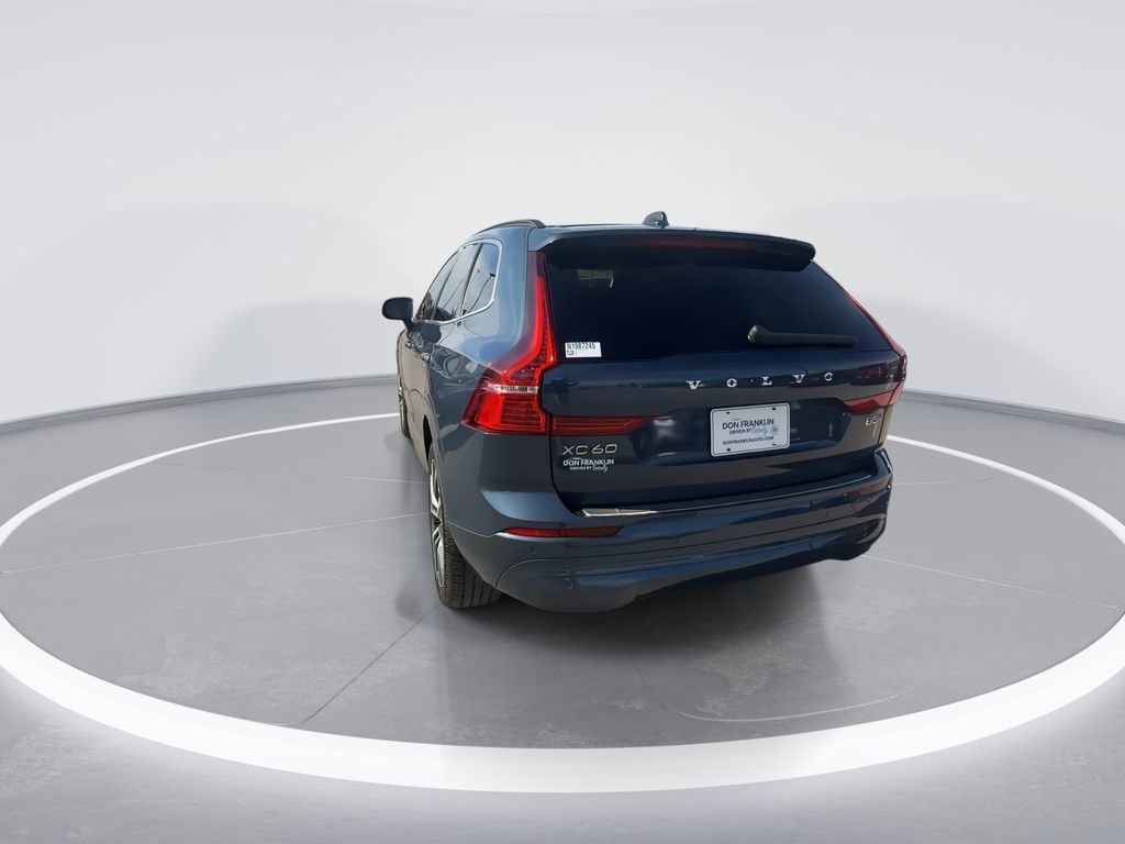 Used 2022 Volvo XC60 B5 Momentum w/ Climate Package AWD/4WD image 7