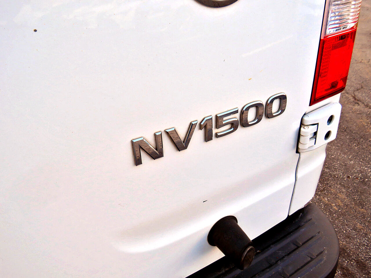 Used 2018 Nissan NV 1500 S w/ Rear Door Glass Package image 12