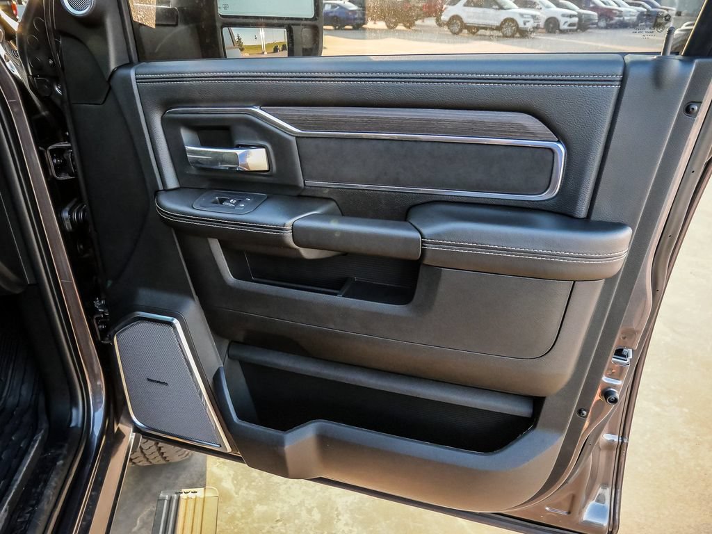 New 2026 RAM 2500 Laramie AWD/4WD image 26