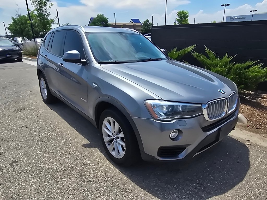 Used 2017 BMW X3 xDrive28i AWD/4WD image 7