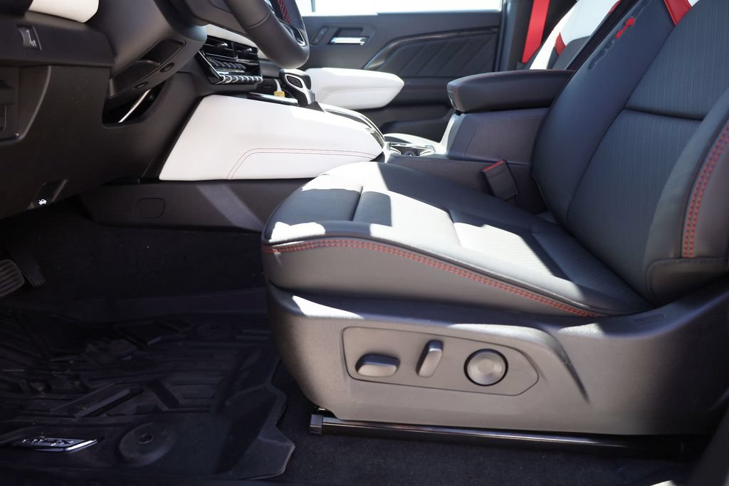 New 2026 GMC Canyon AT4X AWD/4WD image 11