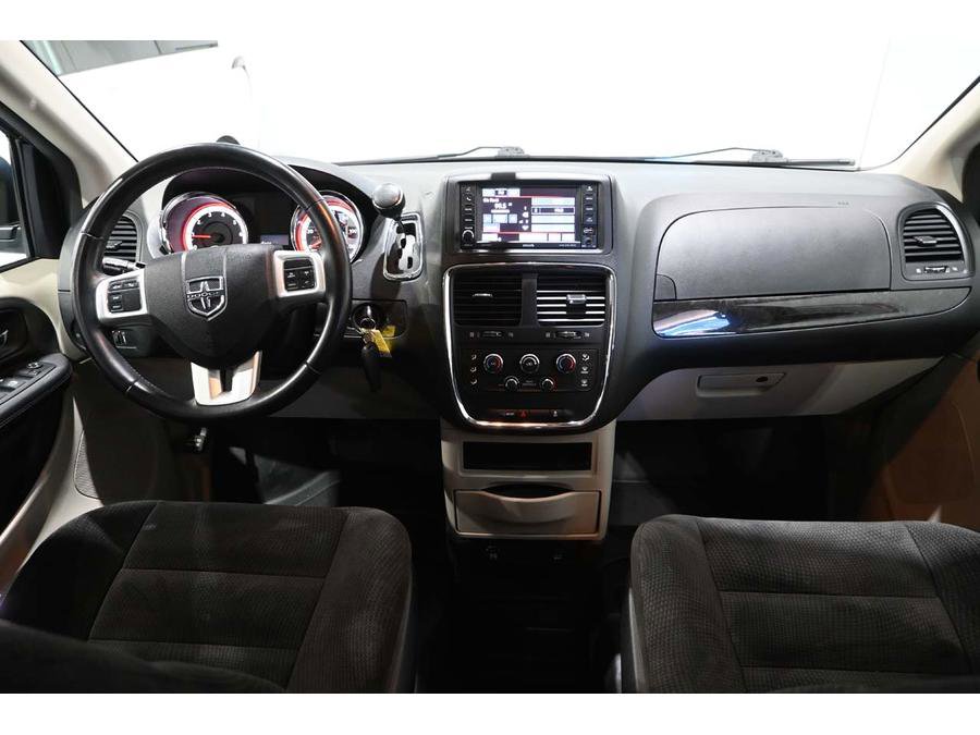 Used 2017 Dodge Grand Caravan SE w/ Power Window Group image 22