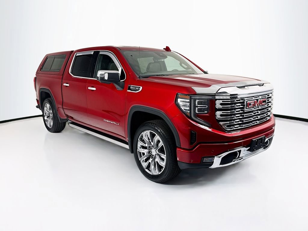 Used 2024 GMC Sierra 1500 Denali w/ Denali Reserve Package AWD/4WD image 3