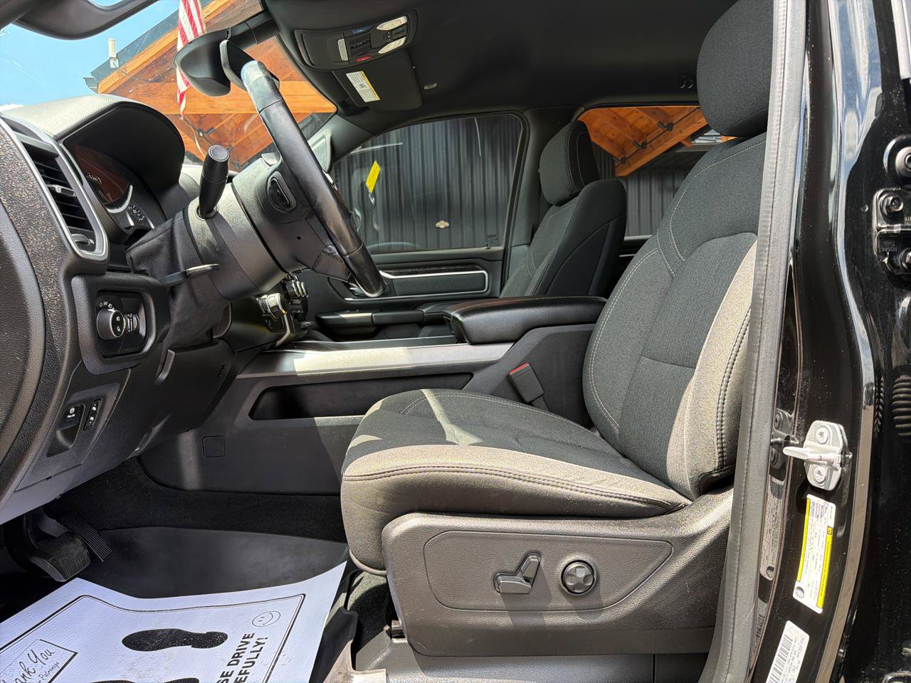 Used 2019 RAM 1500 Big Horn AWD/4WD image 9