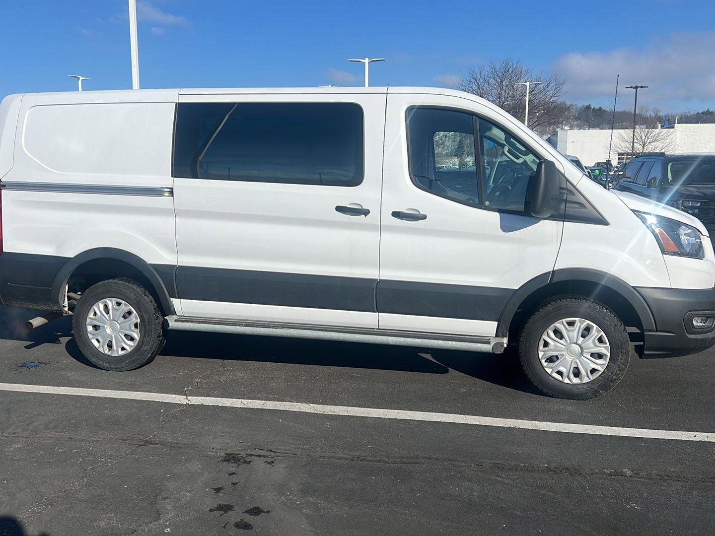 Used 2024 Ford Transit 250 Low Roof w/ Exterior Upgrade Package image 3