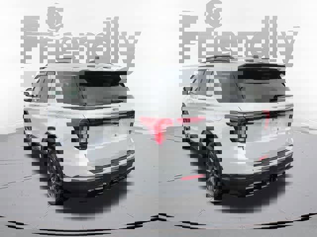 Used 2026 Ford Explorer ST-Line w/ ST-Line Street Pack image 7