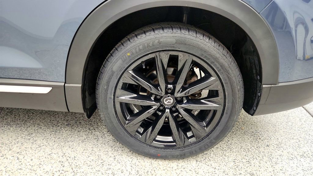 Used 2023 MAZDA CX-9 Carbon Edition image 9