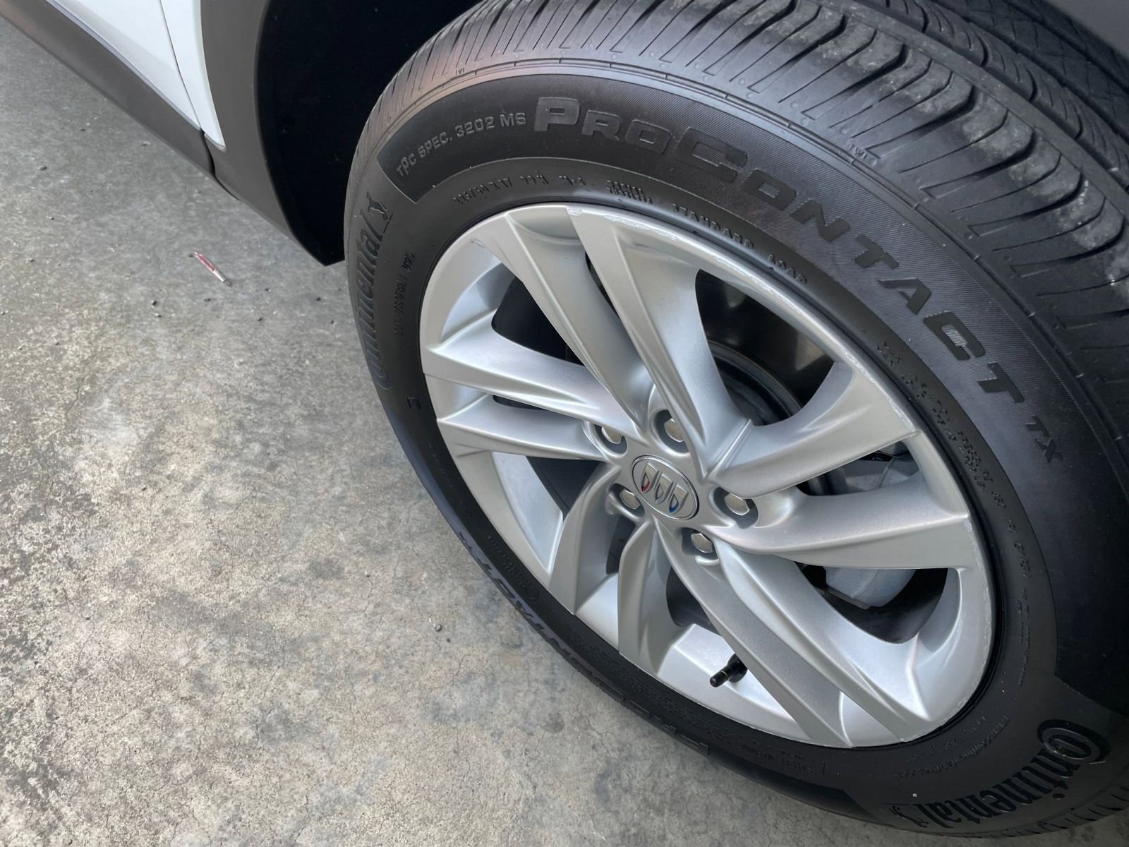 Used 2025 Buick Envista Preferred image 31