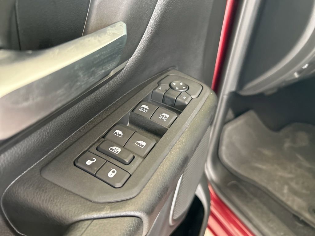New 2025 RAM 1500 Tradesman AWD/4WD image 32