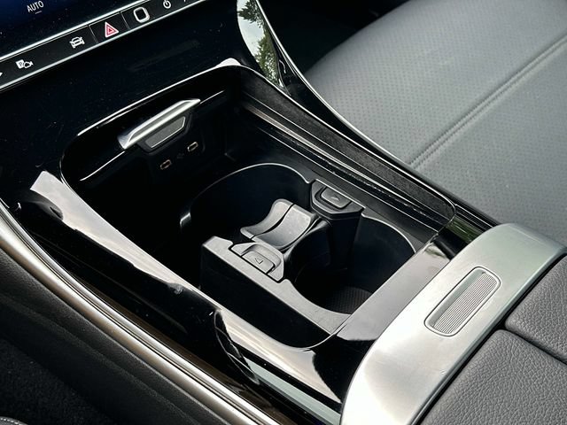 Used 2025 Mercedes-Benz C 300 4MATIC Sedan image 30