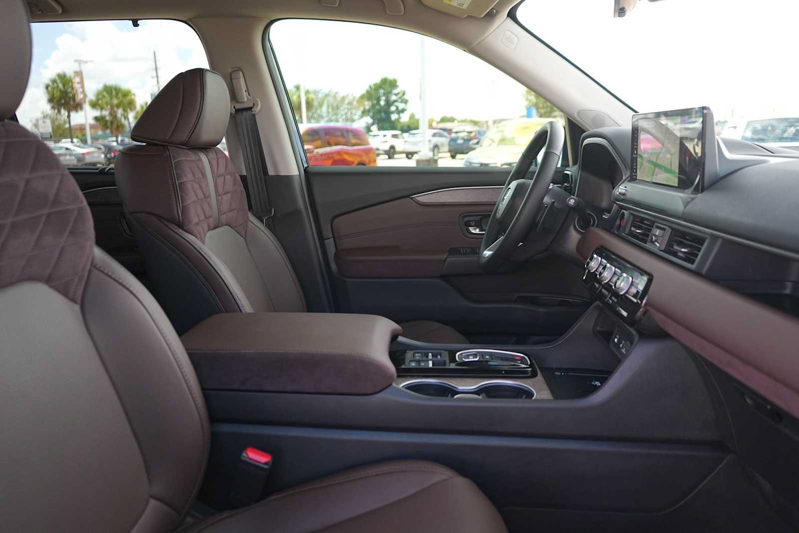 Used 2026 Honda Pilot Elite image 15