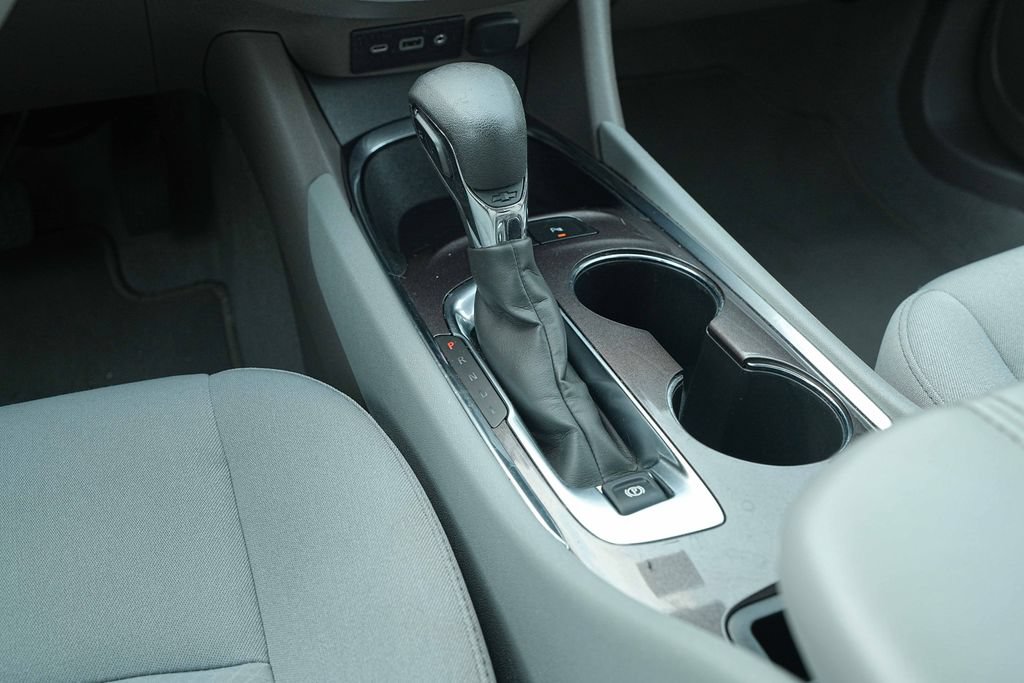 Used 2024 Chevrolet Malibu LT FWD image 31