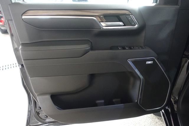 Used 2023 Chevrolet Silverado 1500 RST w/ Convenience Package II image 9