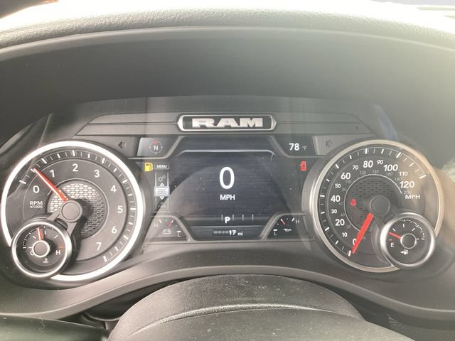 New 2026 RAM 1500 Express AWD/4WD image 16