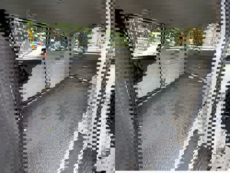 Used 2012 RAM C/V image 20