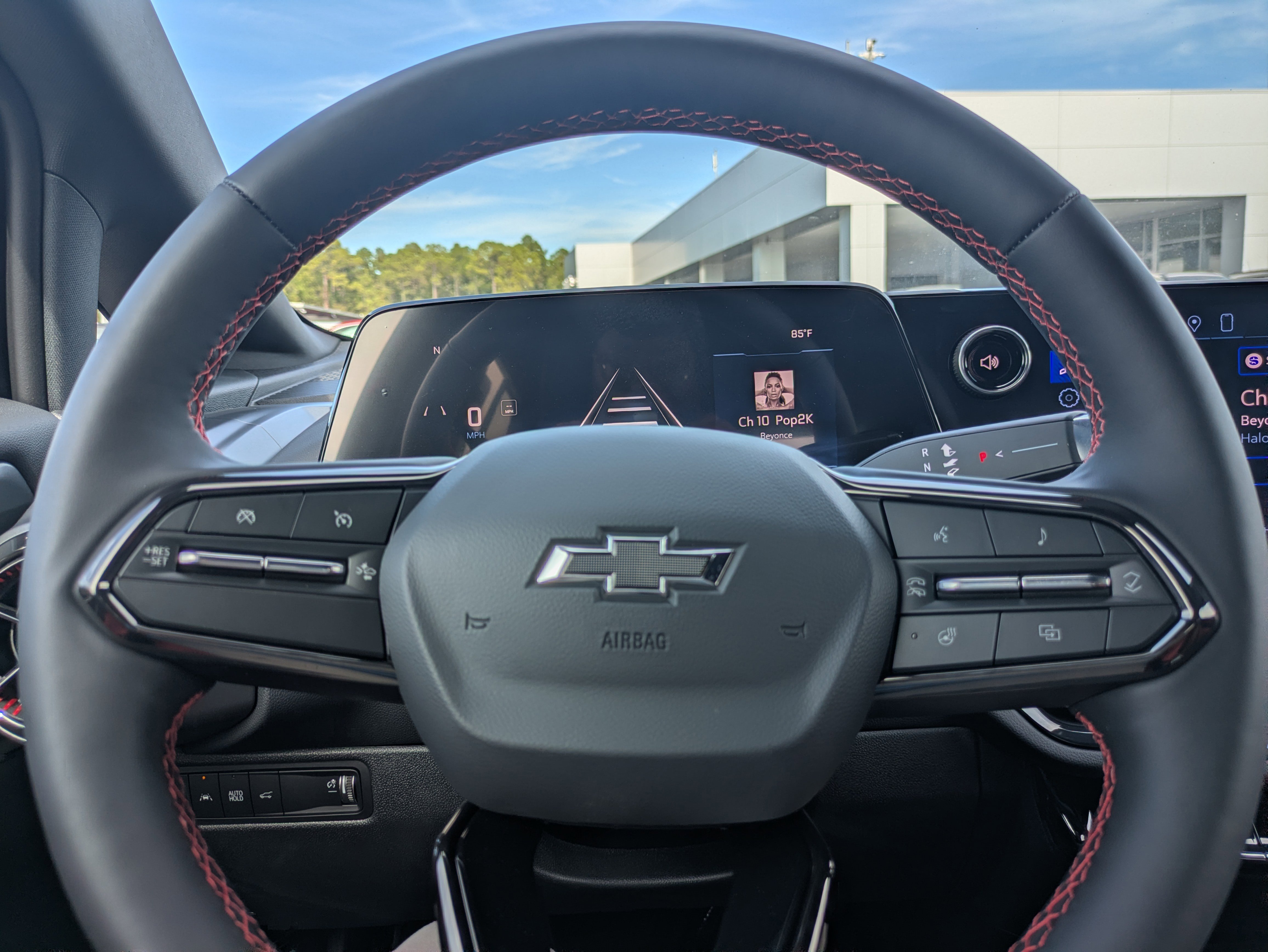 New 2026 Chevrolet Equinox EV RS image 21