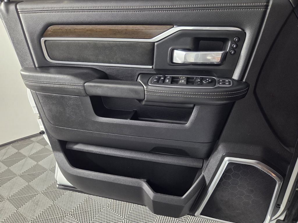 Used 2024 RAM 2500 Laramie w/ Safety Group AWD/4WD image 20