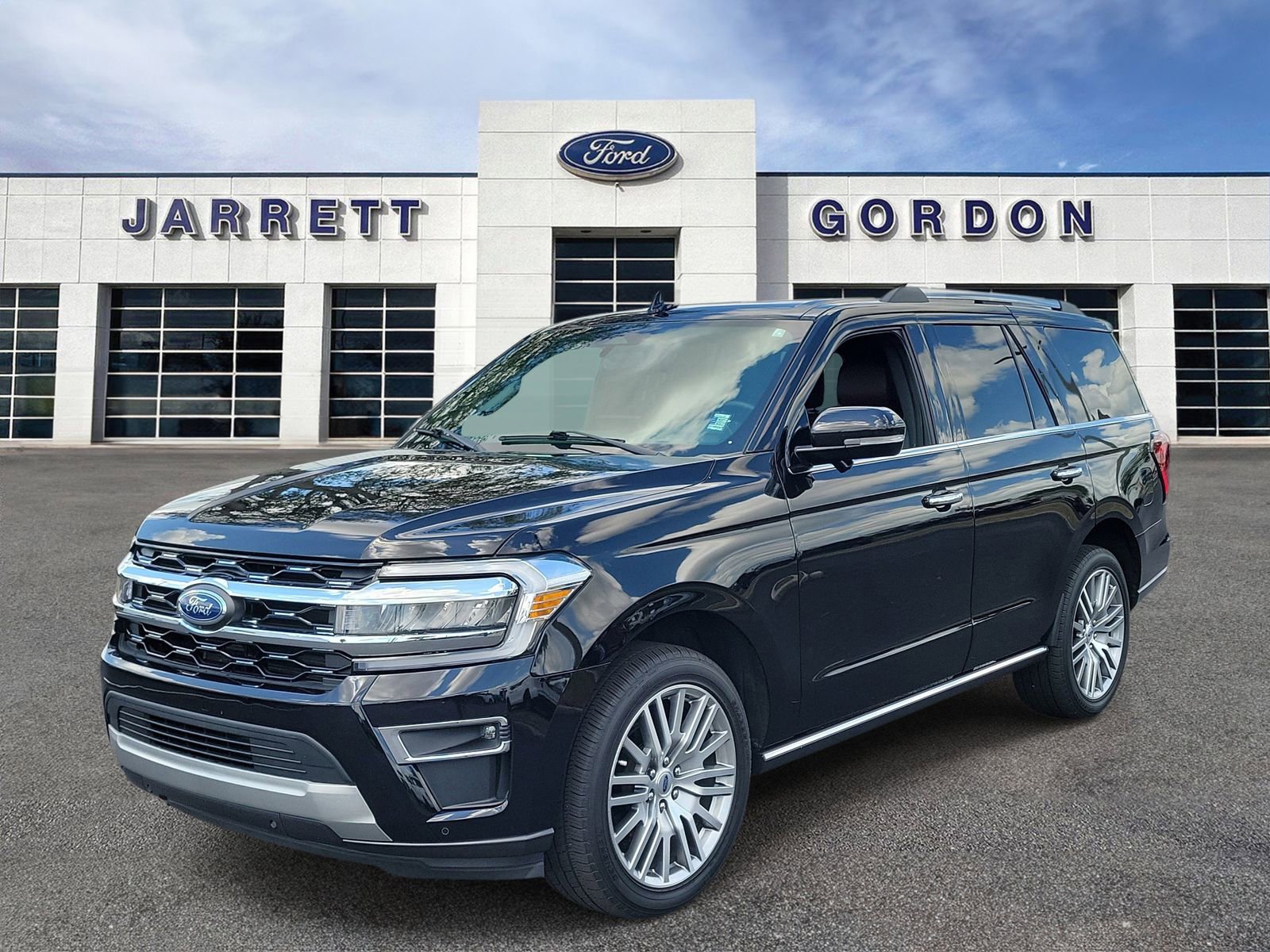 Certified 2022 Ford Expedition Limited RWD image 2