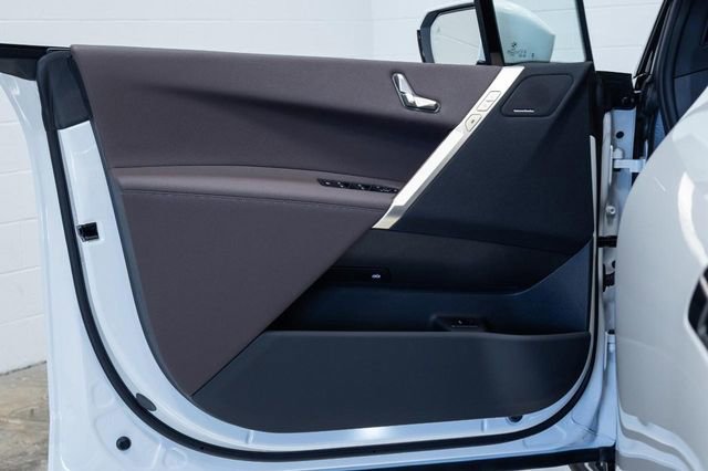 New 2026 BMW iX xDrive45 image 14