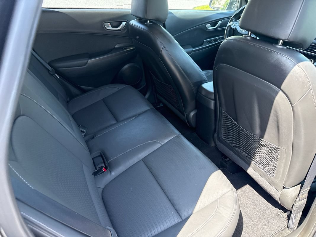 Used 2018 Hyundai Kona Limited AWD/4WD image 12