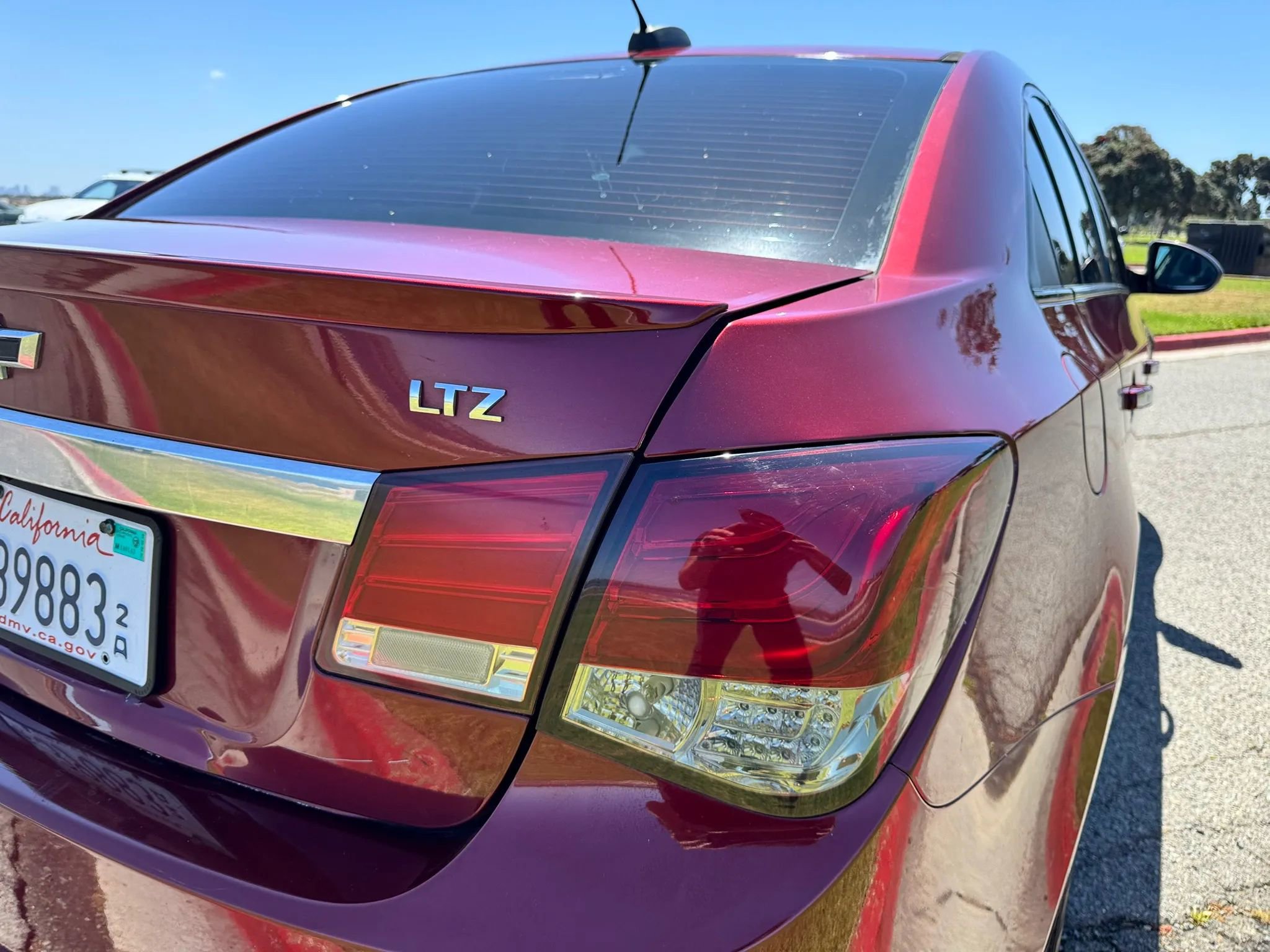 Used 2016 Chevrolet Cruze LTZ w/ Sun, Sound and Sport Package FWD image 10