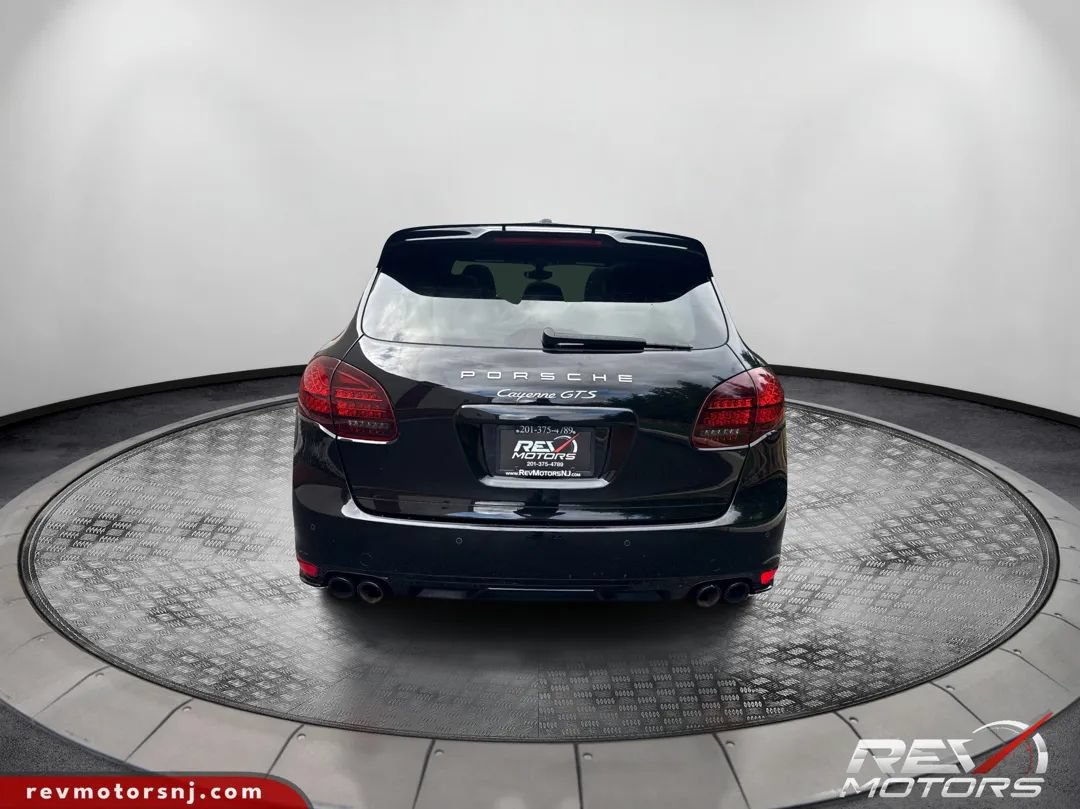Used 2014 Porsche Cayenne GTS AWD/4WD image 4