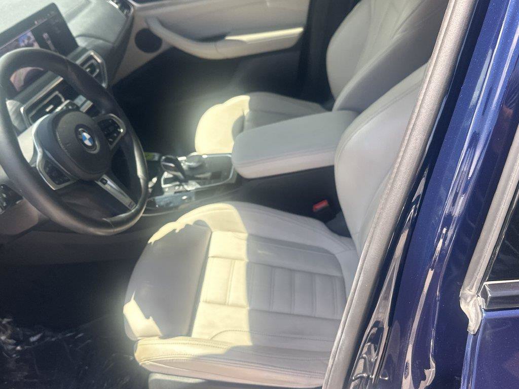 Used 2022 BMW X3 sDrive30i w/ M Sport Package 2 RWD image 17