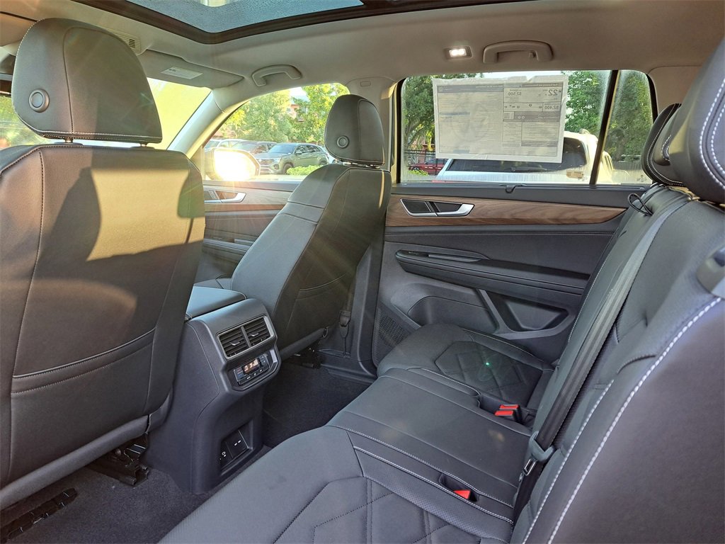 New 2026 Volkswagen Atlas SE image 5