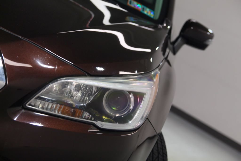 Used 2017 Subaru Outback 3.6R Touring AWD/4WD image 9