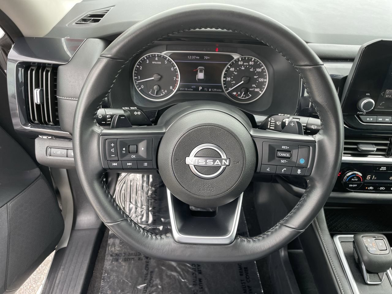 Used 2025 Nissan Pathfinder SV image 31