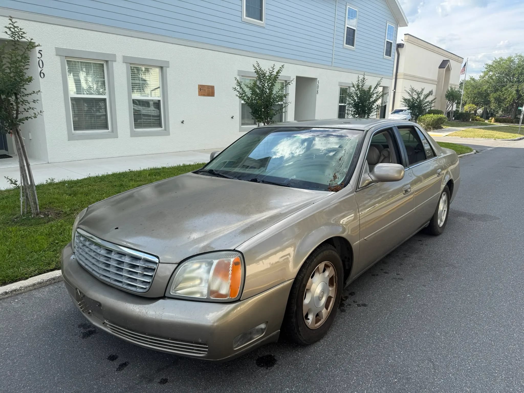 Used 2002 Cadillac De Ville w/ Comfort/Convenience Pkg