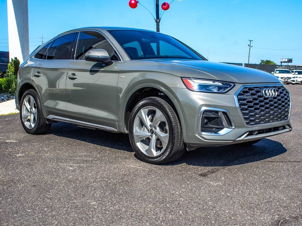 Used 2023 Audi Q5 2.0T Premium w/ Convenience Package AWD/4WD image 3
