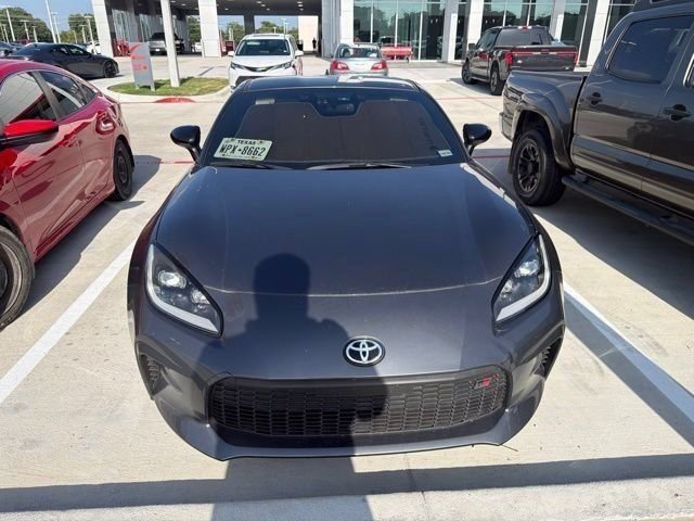 Used 2025 Toyota GR86 Premium w/ Performance Package RWD image 2