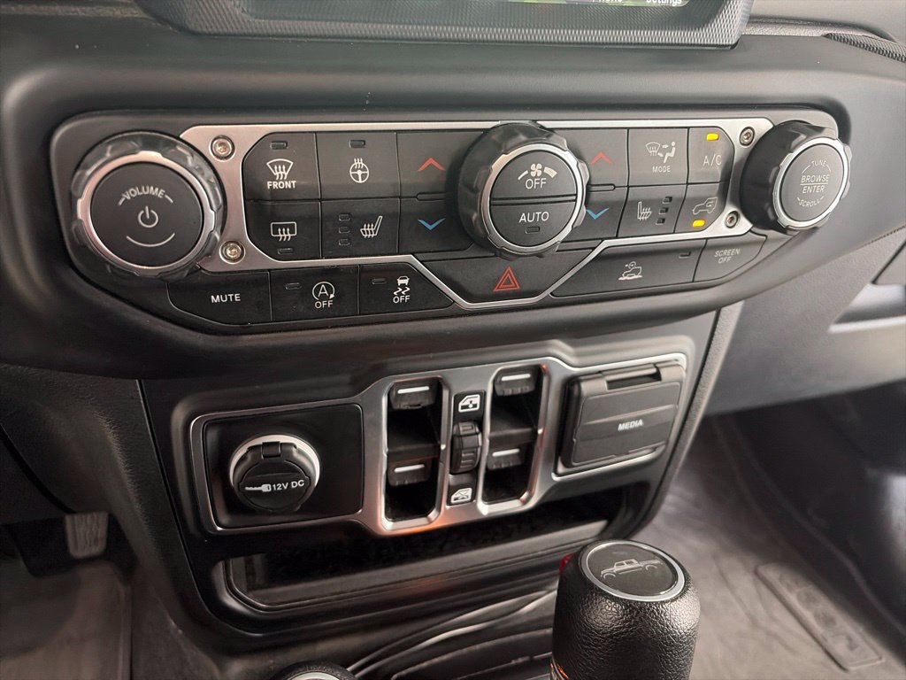 Certified 2023 Jeep Gladiator Sport AWD/4WD image 26