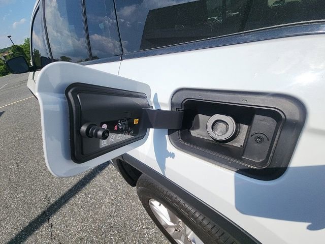 Used 2023 Jeep Grand Cherokee L Laredo AWD/4WD image 12