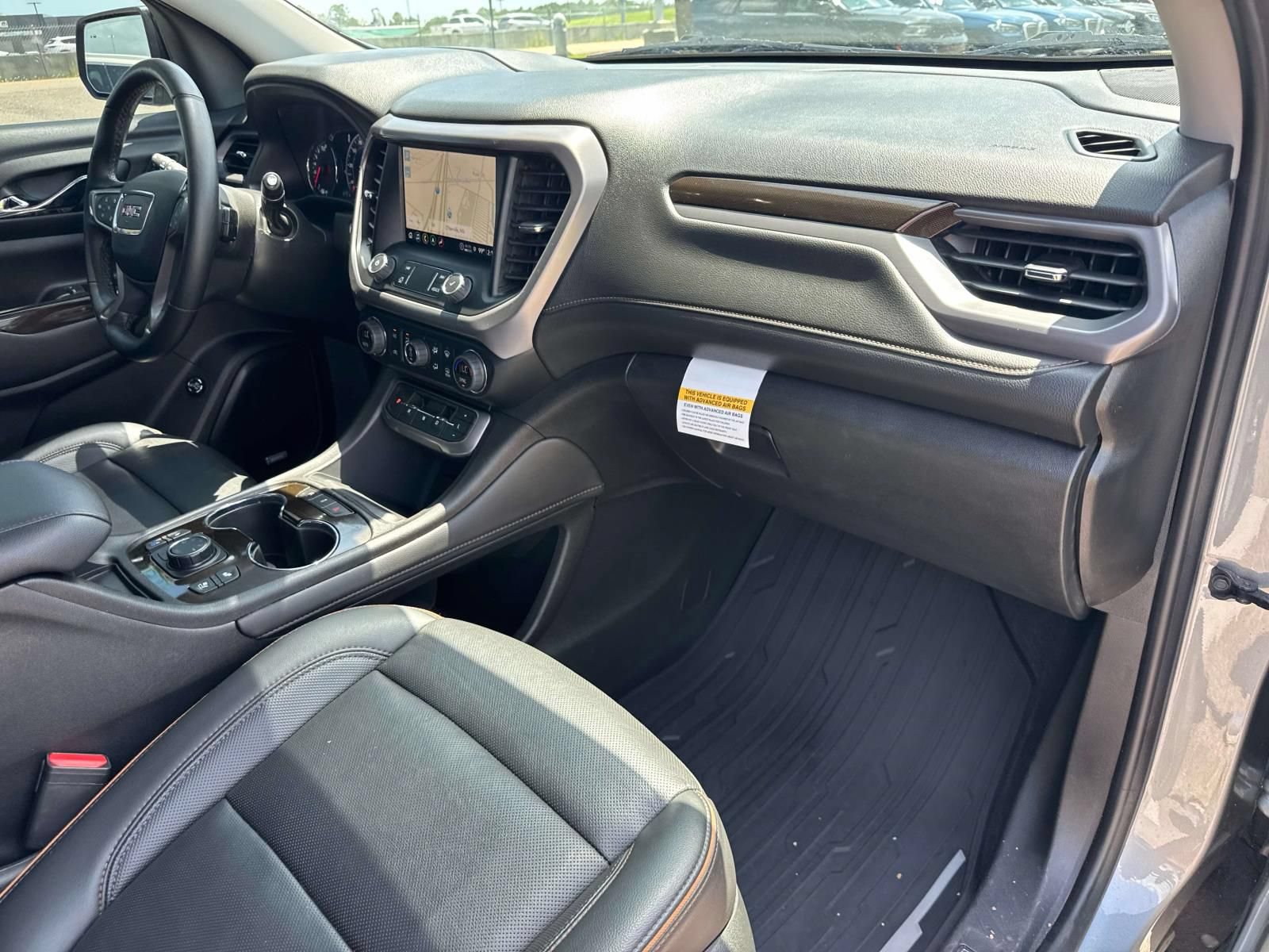 Used 2023 GMC Acadia AT4 w/ Technology Package AWD/4WD image 14