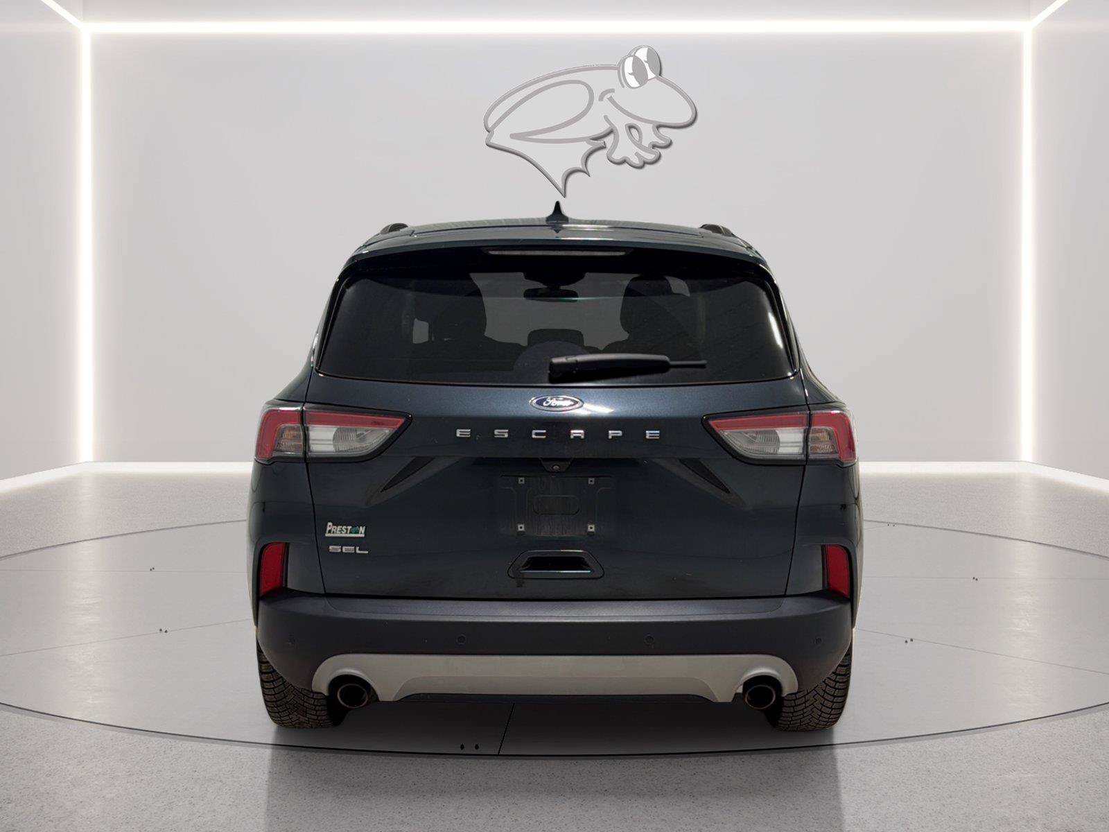 Used 2022 Ford Escape SEL w/ Technology Package FWD image 4